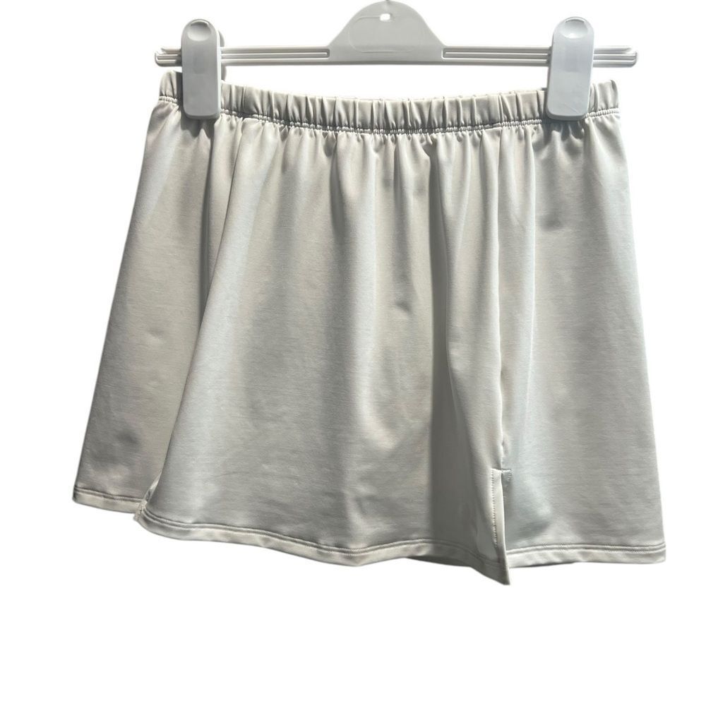 Under Armour Women’s White Athletic Skort Size Small